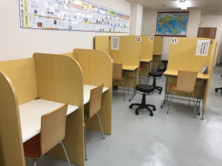 教室の自習室はどんなのか？